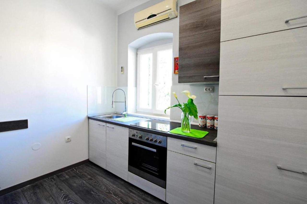 Apartments Bulovic In The Very Center Of Split Exterior foto